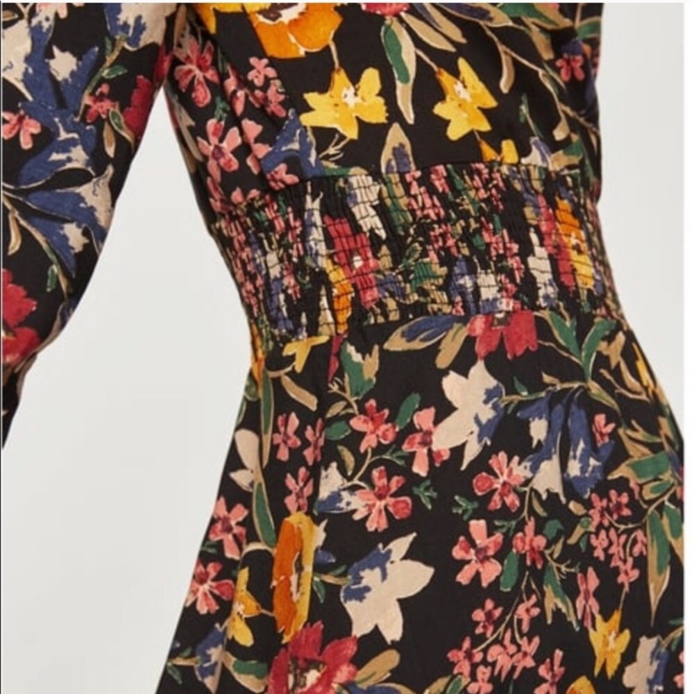 Zara Floral Dress - Picture 5 of 8